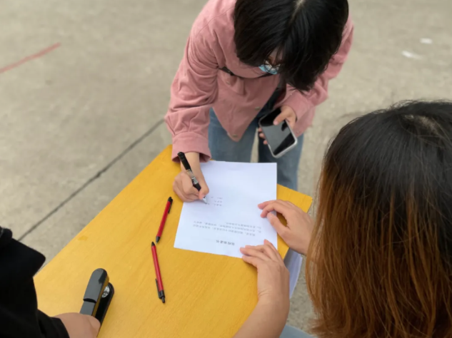 少年歸來，向光而行 ｜ 復(fù)興初高三學(xué)子返校記