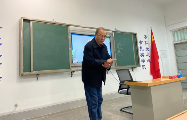 復(fù)興之光 ｜ “雙減”之下，啟動“英語詞匯晉階彈性測評”意義重大