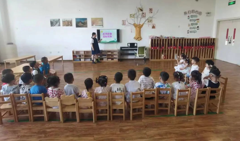用心呵護，筑牢安全線——復(fù)興幼兒園反恐防暴安全演練